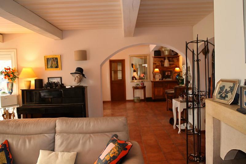 Maison - 205 m² - 7 pièces