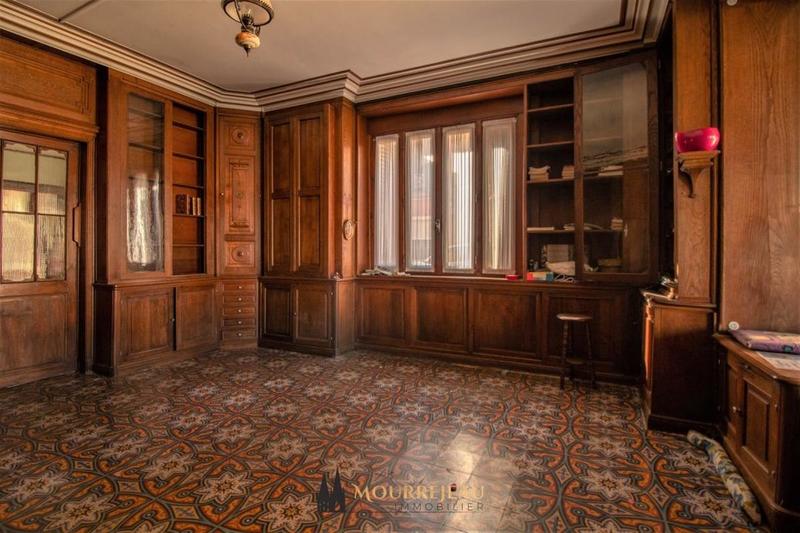 Maison de ville - 480 m² - 19 pièces