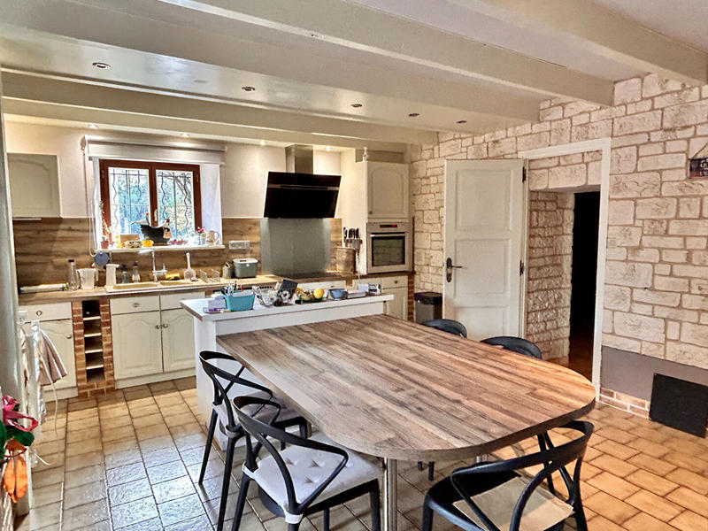 Longère - 256 m² - 8 pièces