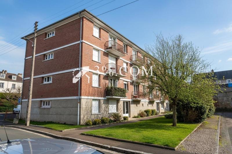 Appartement - 82 m² - 4 pièces