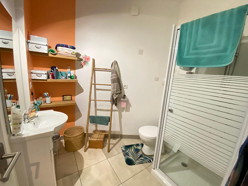 Immeuble - 2 256 m² - 5 pièces