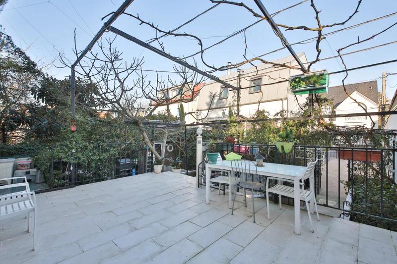 Maison - 180 m² - 8 pièces