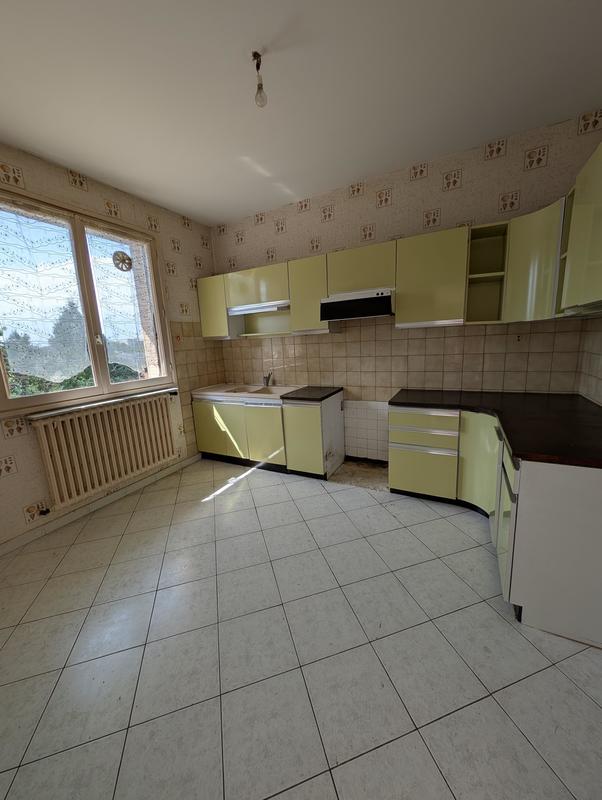 Maison - 91 m² - 5 pièces