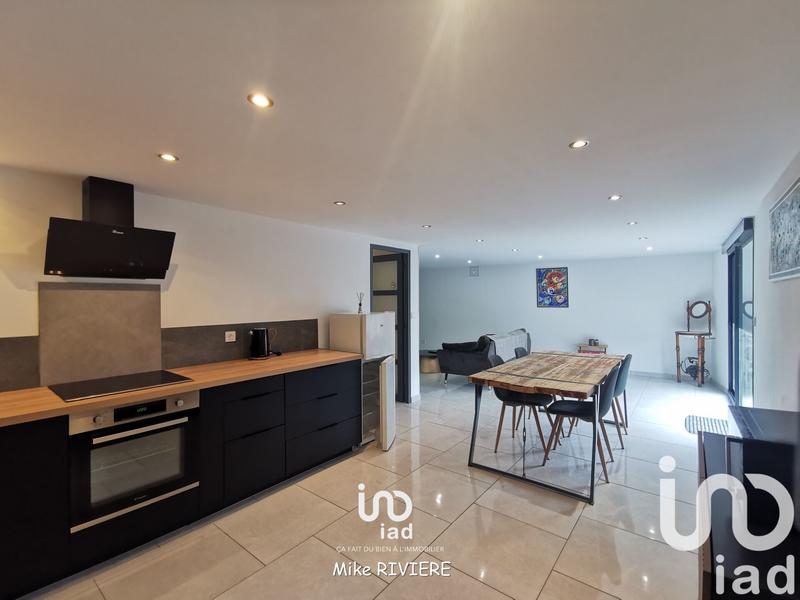 Maison - 189 m² - 8 pièces