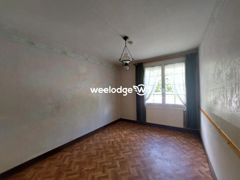 Maison - 120 m² - 7 pièces