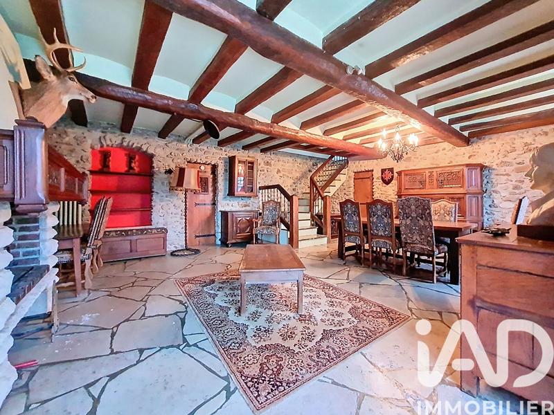 Maison - 166 m² - 8 pièces