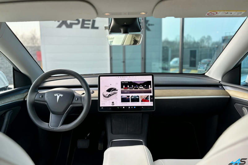 Tesla Model y Standard Rwd 300ch