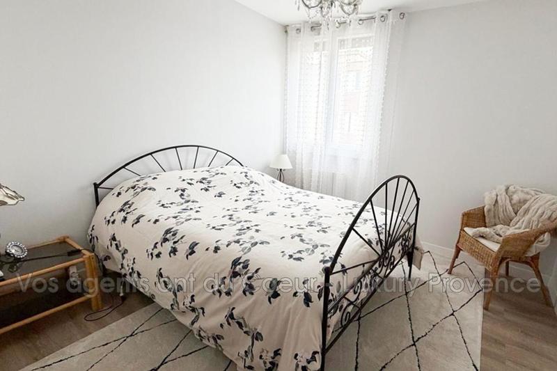 Appartement - 81 m² - 3 pièces