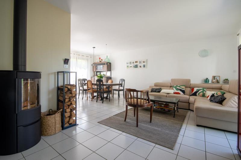 Maison - 164 m² - 6 pièces