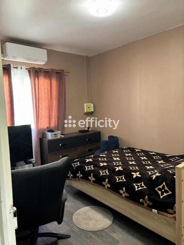 Bureau - 125 m² - 4 pièces