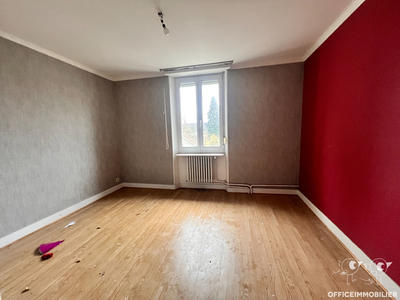 Maison - 200 m² - 5 pièces