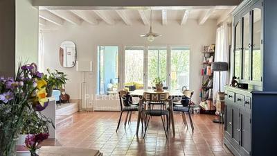 Maison - 190 m² - 8 pièces