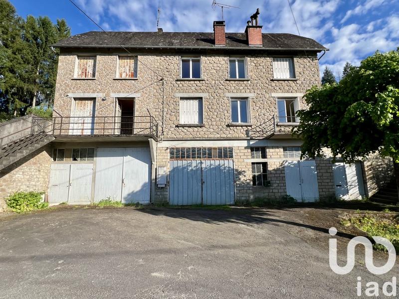 Maison - 220 m² - 9 pièces