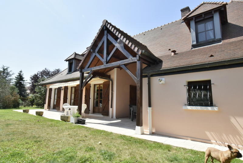 Maison - 170 m² - 6 pièces