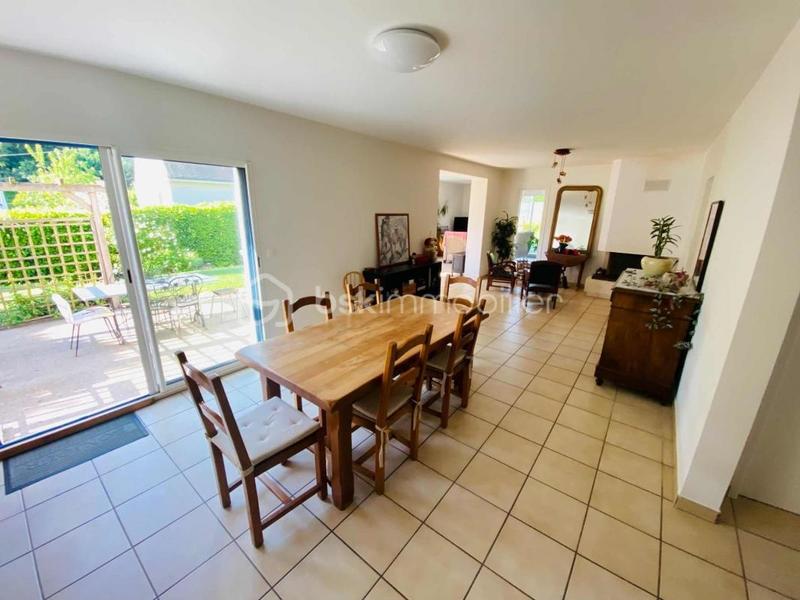 Maison - 151 m² - 7 pièces