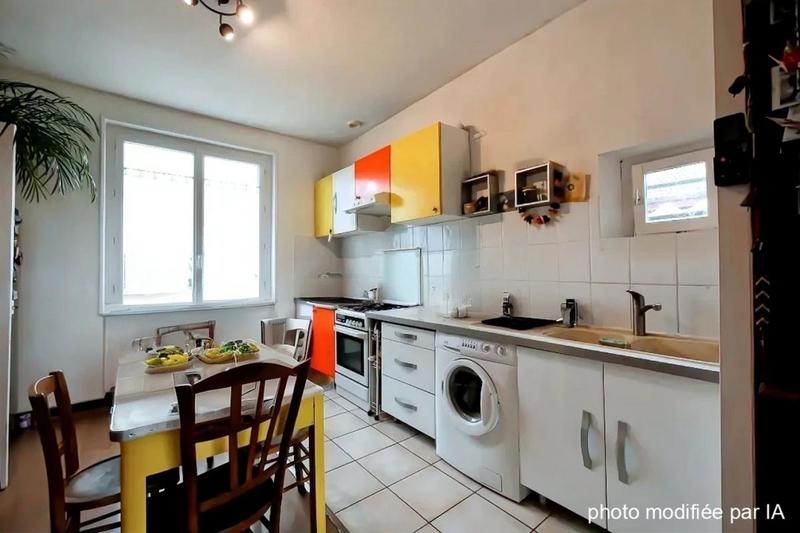 Maison - 95 m² - 4 pièces