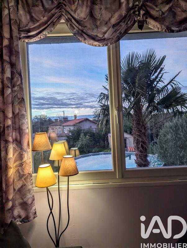 Maison de village - 80 m² - 4 pièces