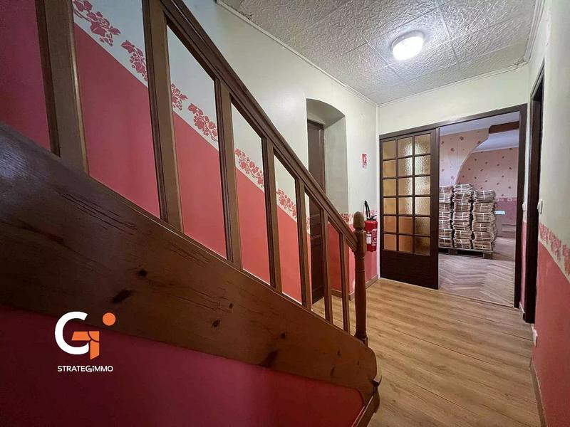 Immeuble - 189 m² - 7 pièces