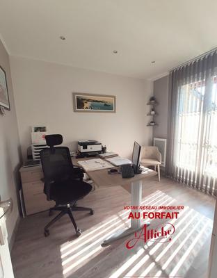 Maison - 170 m² - 7 pièces