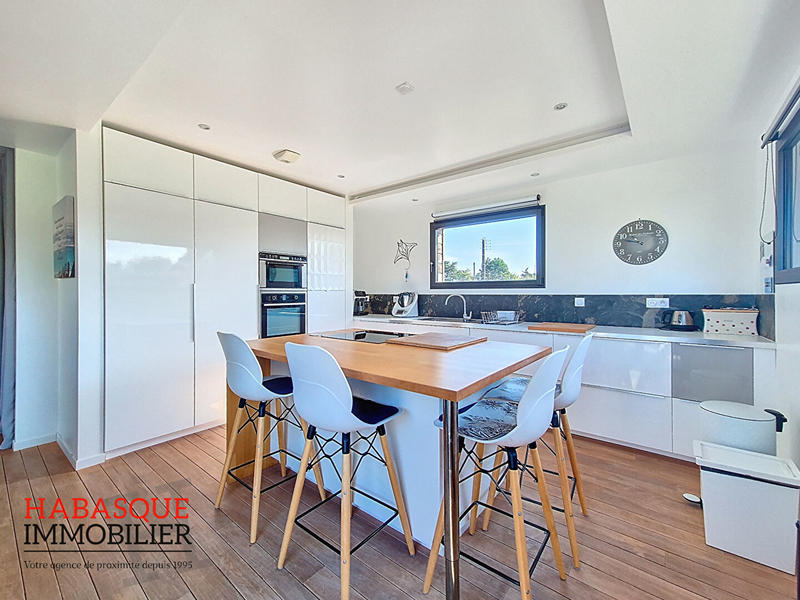 Maison - 153 m² - 7 pièces