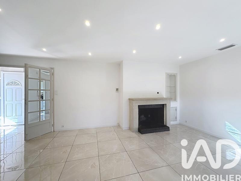 Maison - 202 m² - 7 pièces