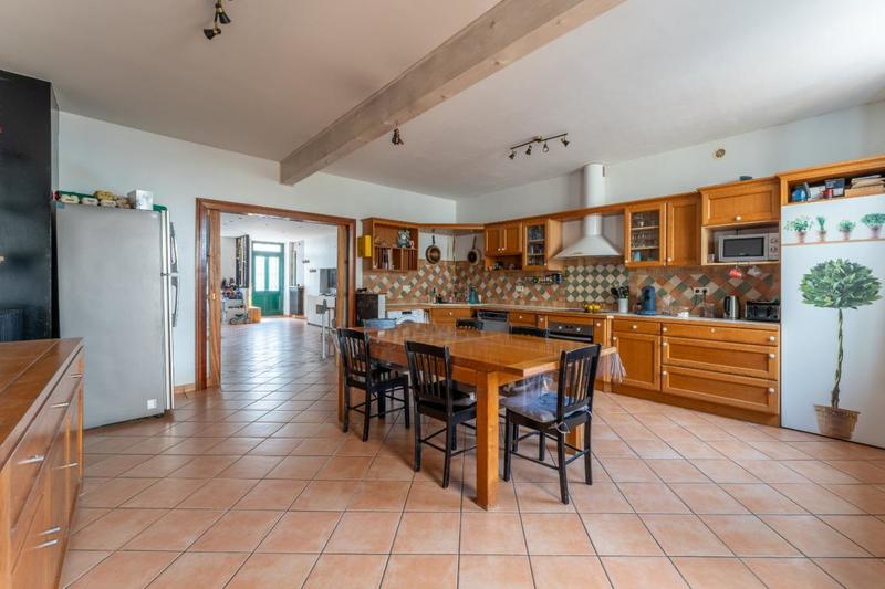 Maison - 175 m² - 8 pièces