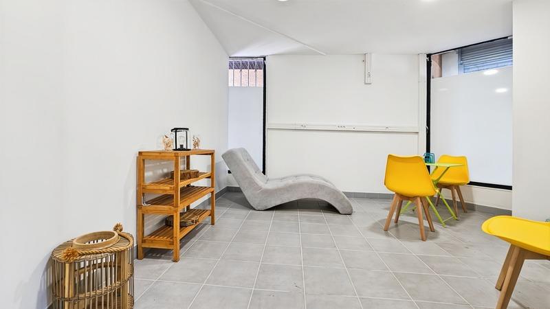 Local commercial - 53 m² - 4 pièces