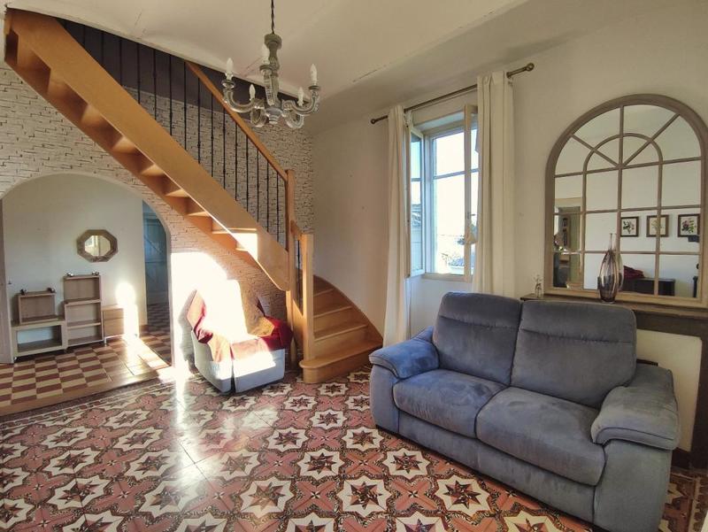 Maison - 104 m² - 5 pièces