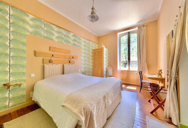 Château - 546 m² - 8 pièces