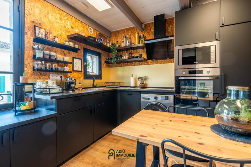 Appartement - 65 m² - 2 pièces