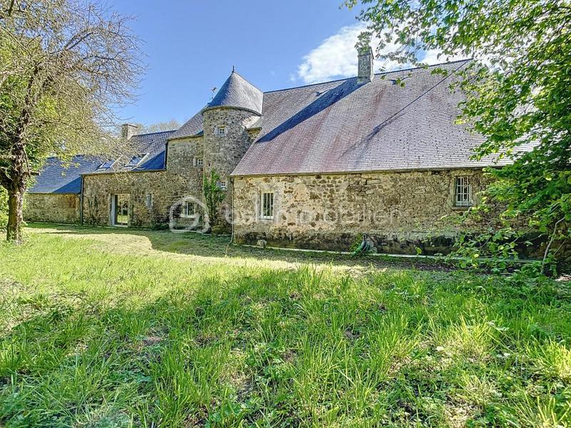 Longère - 252 m² - 7 pièces