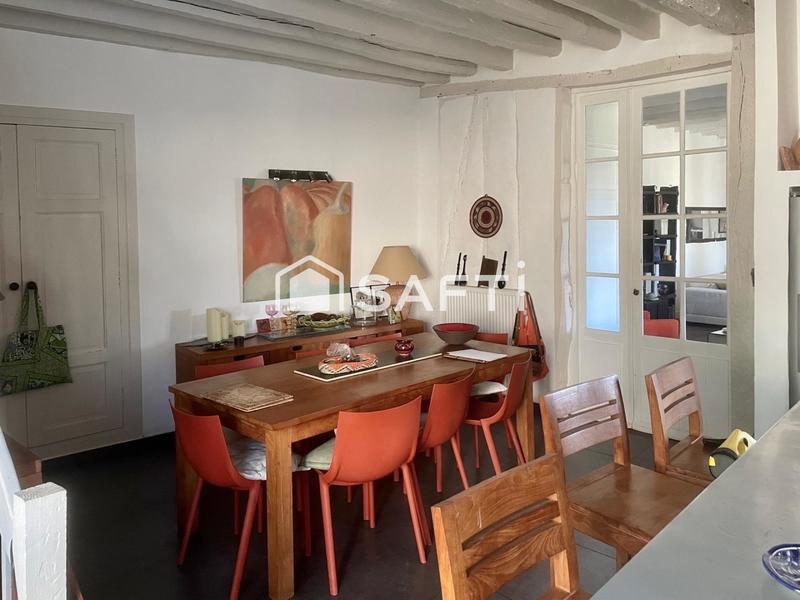 Maison - 500 m² - 9 pièces