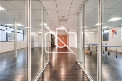 Entrepôt - 9 199 m²