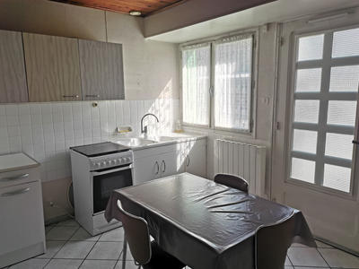 Maison de village - 70 m² - 5 pièces