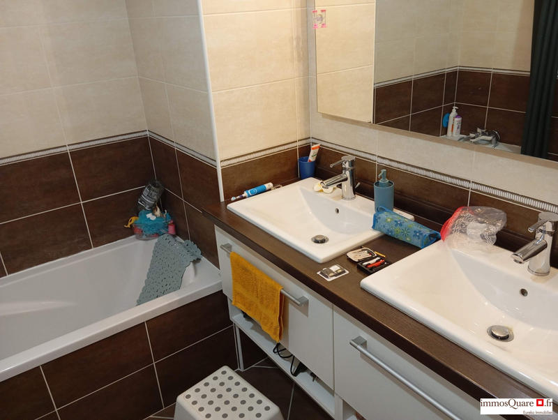 Appartement - 89 m² - 3 pièces