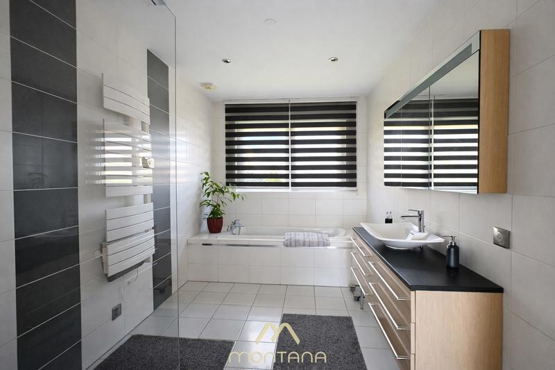 Maison contemporaine - 156 m² - 6 pièces