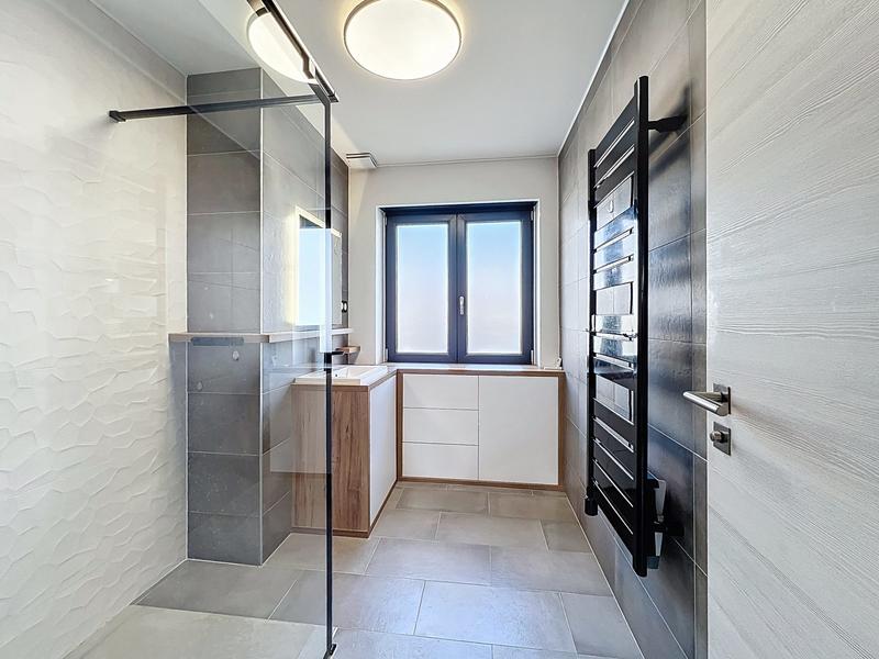 Maison traditionnelle - 103 m² - 6 pièces