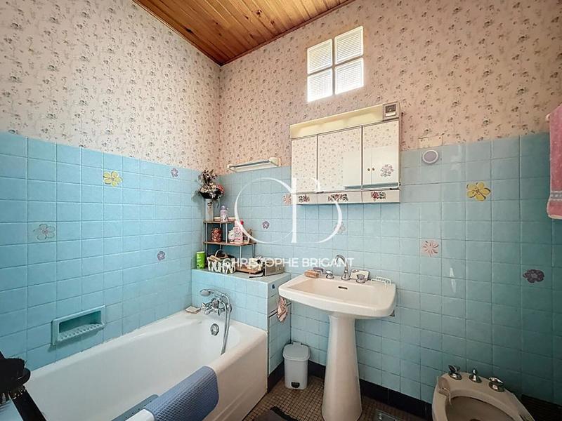 Maison - 80 m² - 4 pièces