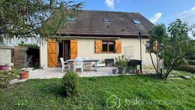 Maison traditionnelle - 150 m² - 6 pièces