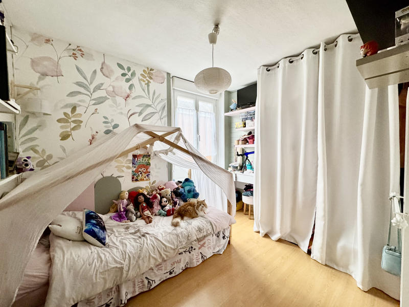 Maison - 80 m² - 4 pièces