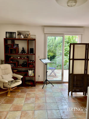 Maison traditionnelle - 175 m² - 7 pièces