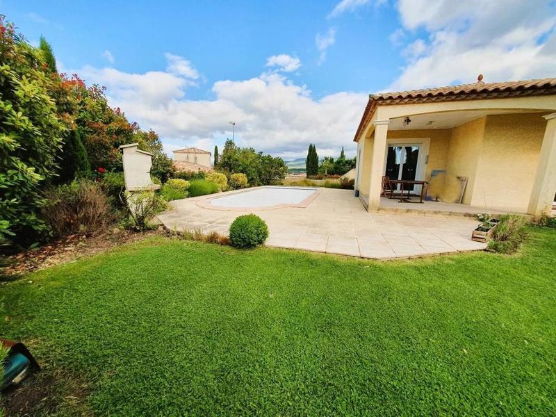 Villa - 171 m² - 6 pièces