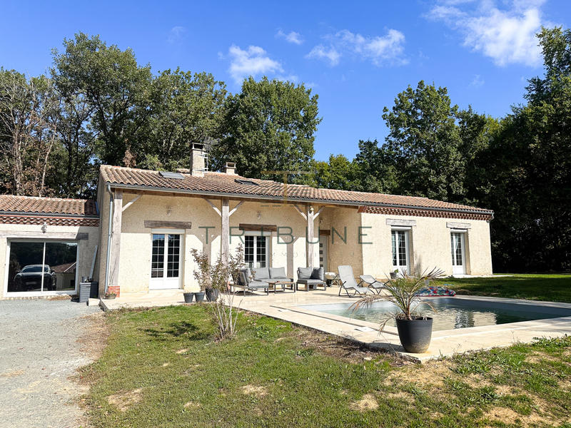 Maison - 160 m² - 6 pièces