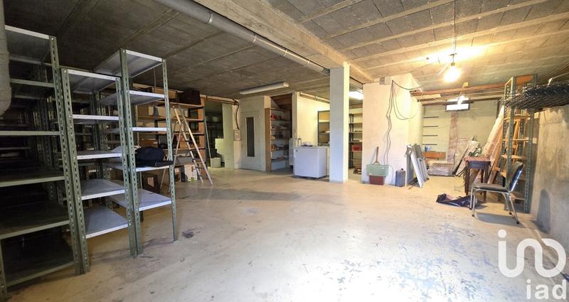 Maison - 203 m² - 7 pièces