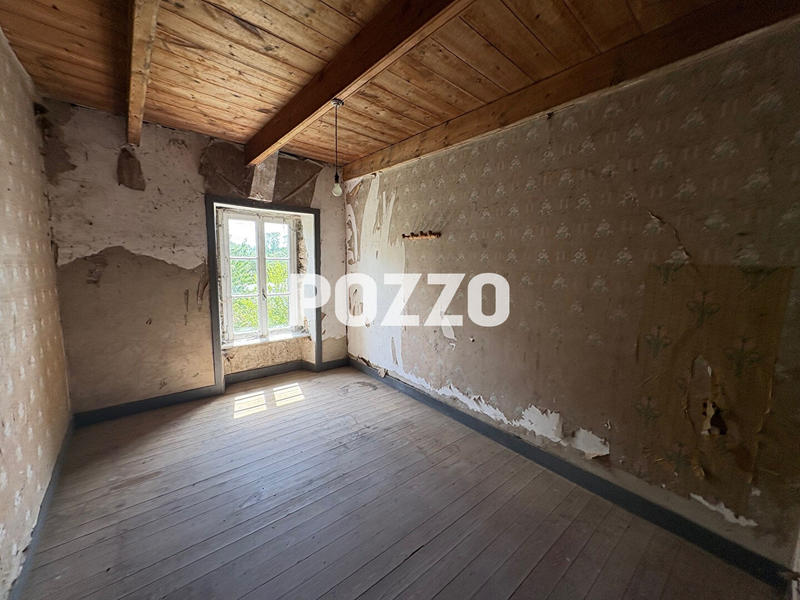 Maison - 98 m² - 7 pièces