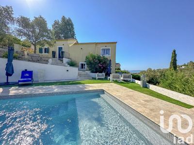 Maison - 140 m² - 5 pièces