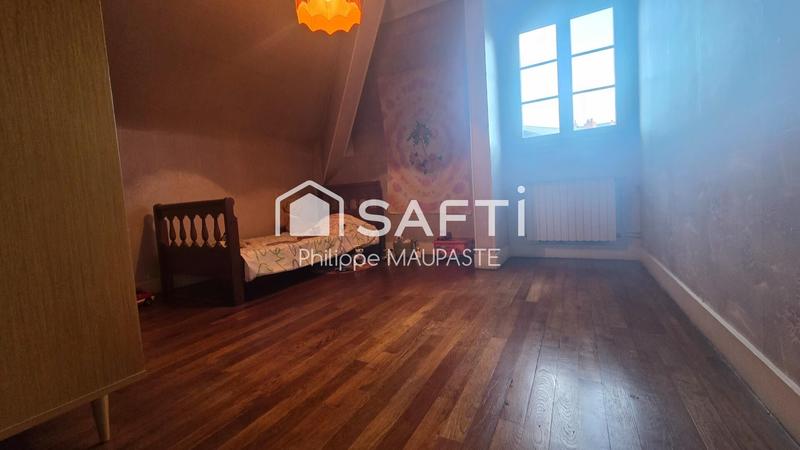 Maison de ville - 120 m² - 8 pièces