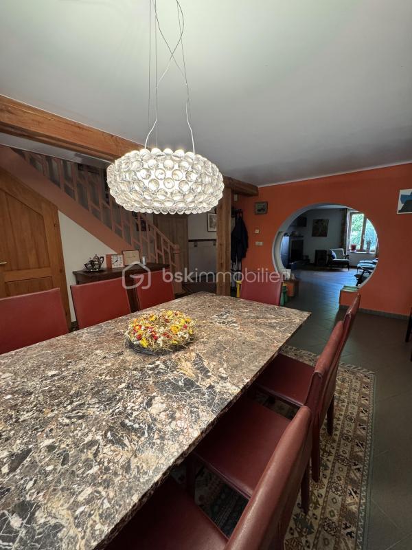 Maison de village - 260 m² - 13 pièces