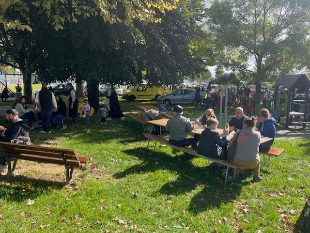 Brocante vide-greniers du paradis