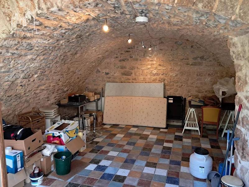 Maison - 149 m² - 9 pièces